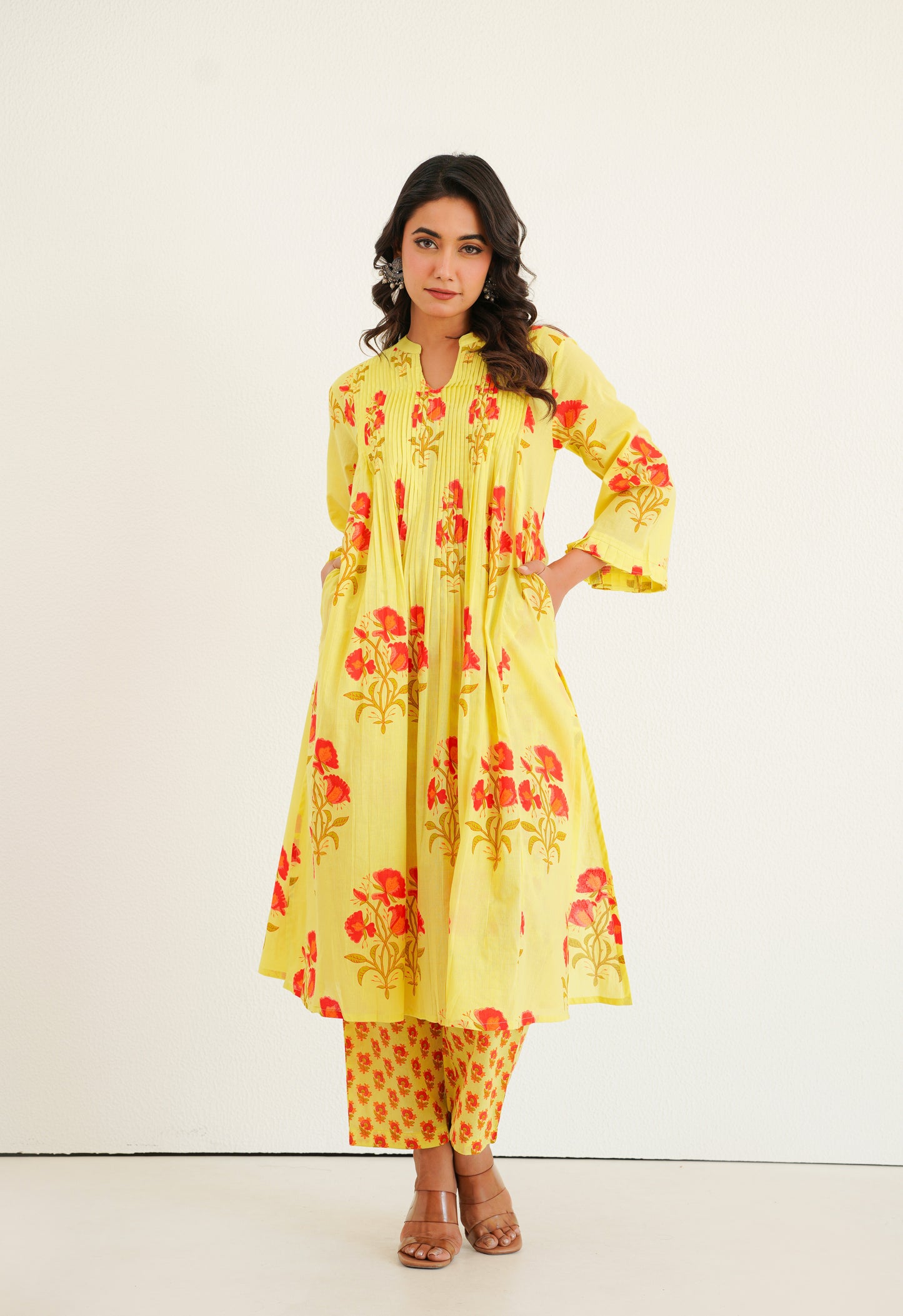 Yellow floral Printed Kurta with Bottom