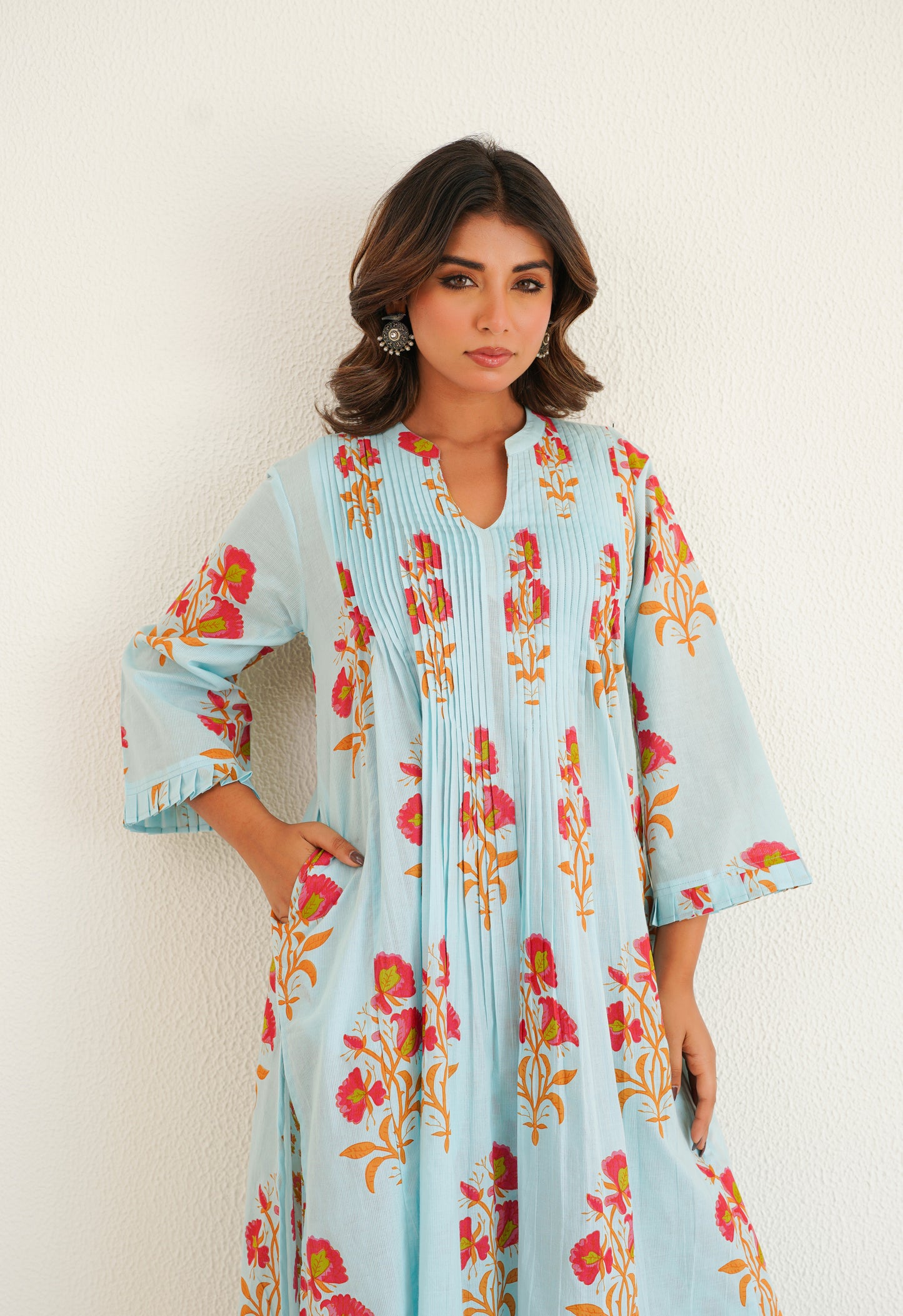 Blue floral Printed Kurta with Bottom