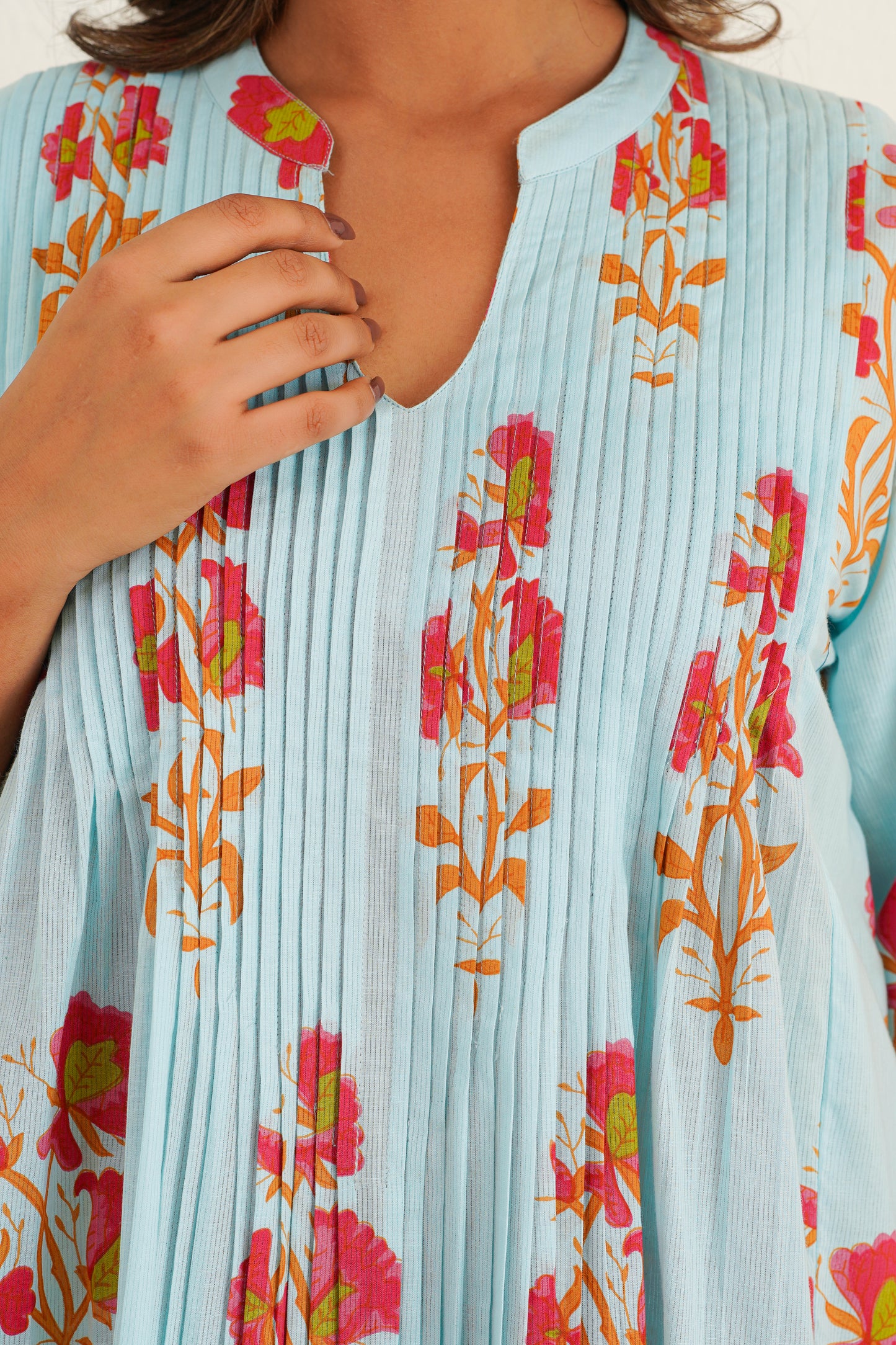 Blue floral Printed Kurta with Bottom