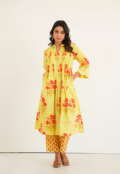 Yellow floral Printed Kurta with Bottom