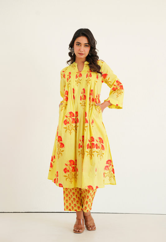 Yellow floral Printed Kurta with Bottom