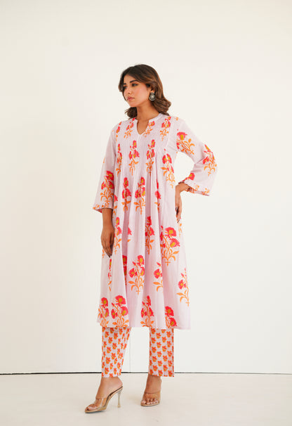 Lilac floral Printed Kurta with Bottom