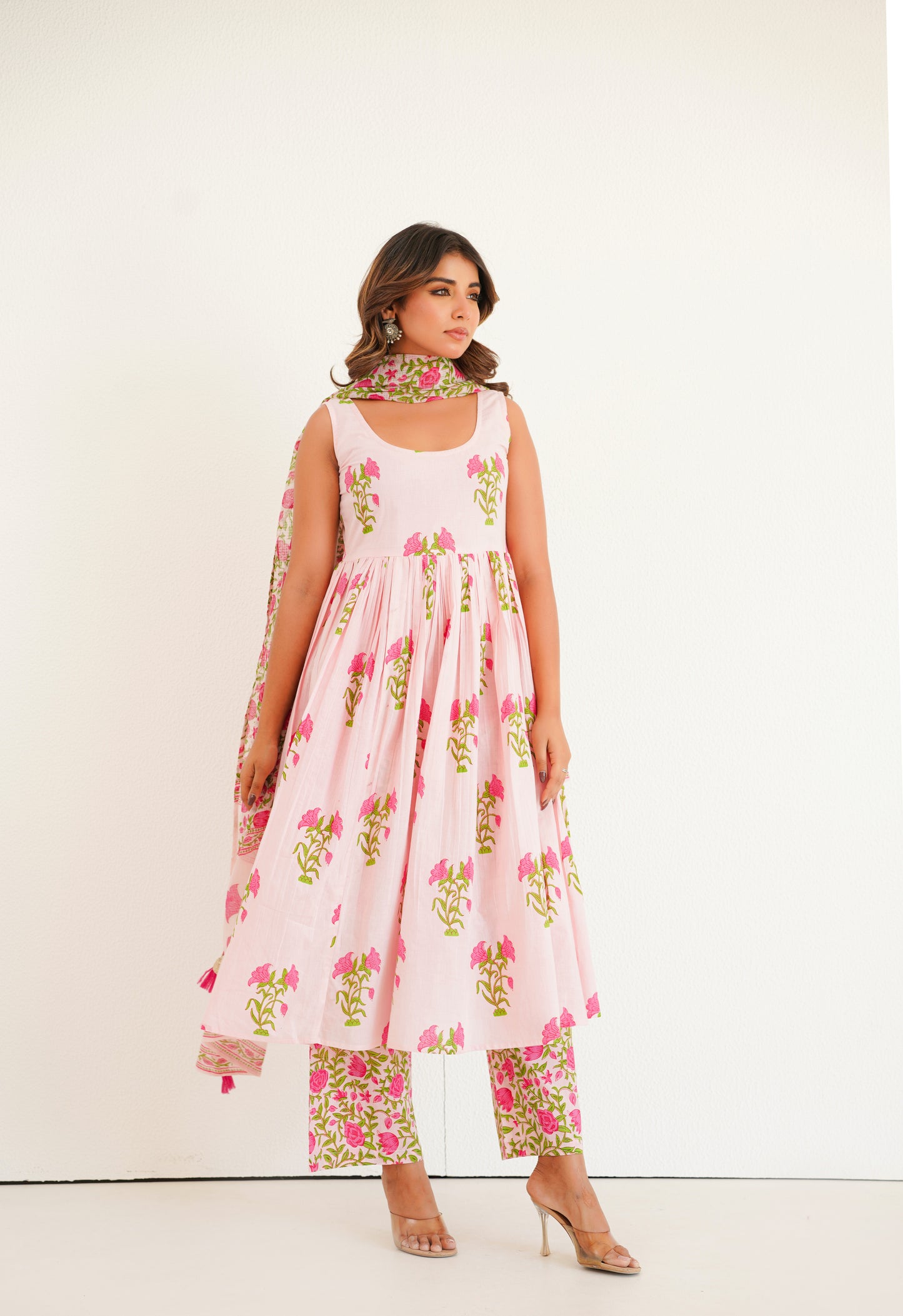PINK FLORAL PRINTED KURTA SET WITH DUPATTA