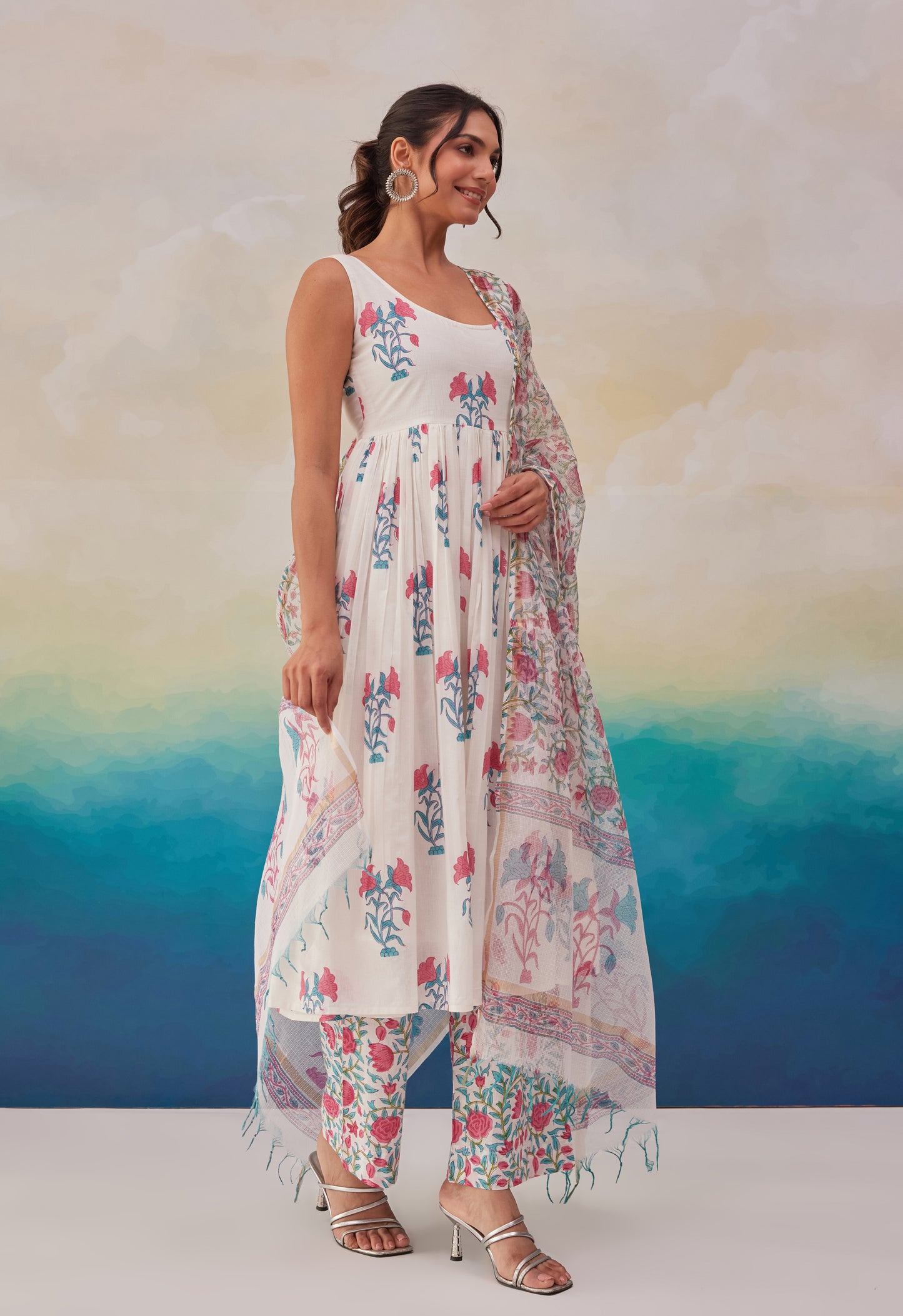WHITE BLUE FLORAL PRINTED KURTA SET WITH DUPATTA